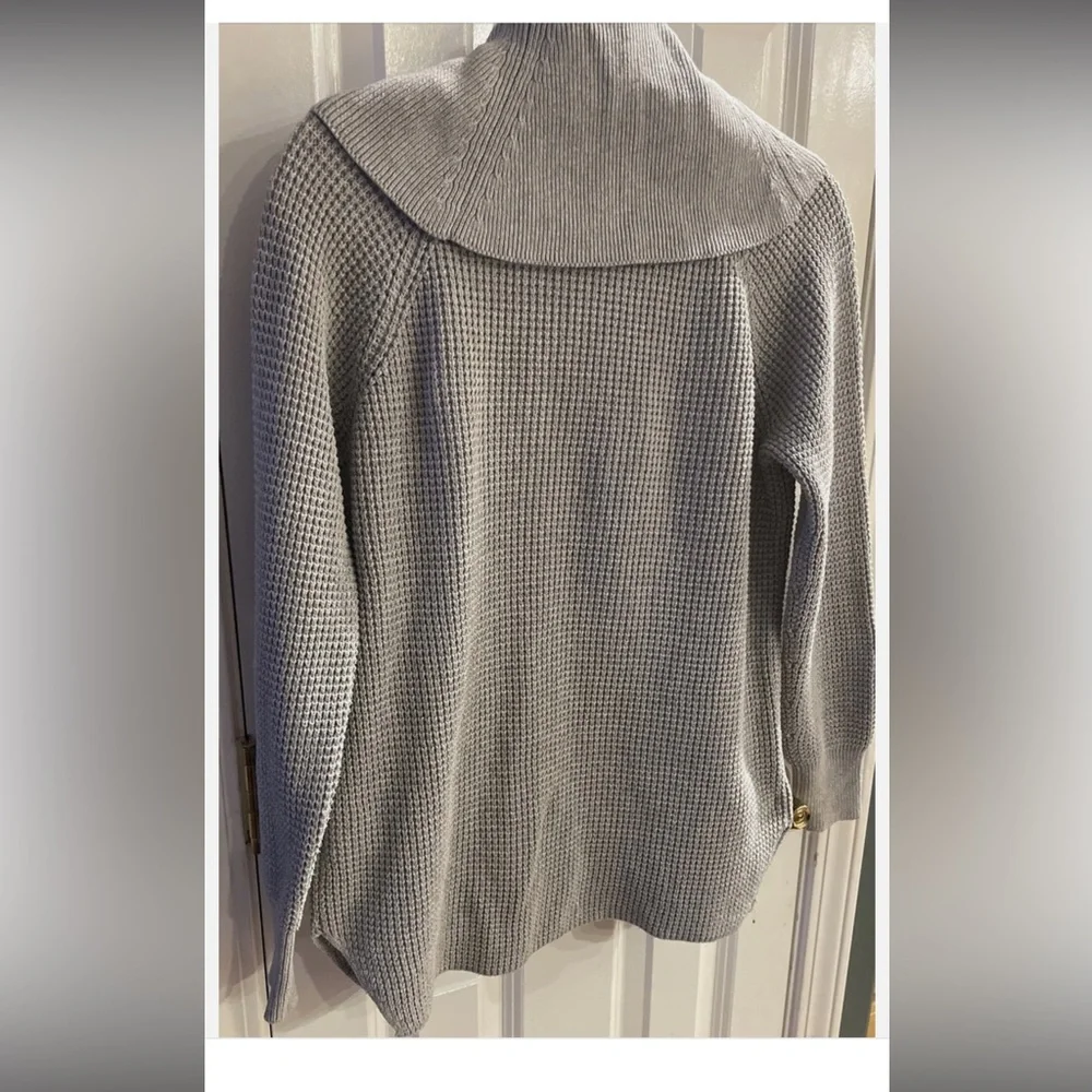 Michael Kors Gray Cowl Neck Waffle Knit Sweater Womens Size Medium Long Sleeve